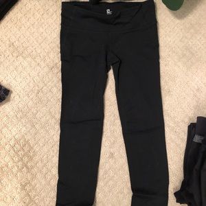 Gap for full length black workout leggings